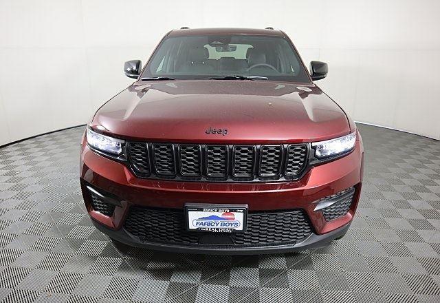 2025 Jeep Grand Cherokee GRAND CHEROKEE ALTITUDE 4X4 2025 Jeep Grand Cherokee GRAND CHEROKEE ALTITUDE 4X4