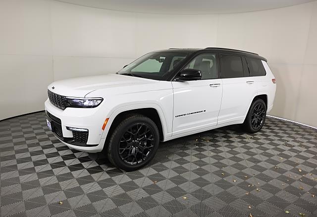 2025 Jeep Grand Cherokee GRAND CHEROKEE L SUMMIT 4X4 2025 Jeep Grand Cherokee GRAND CHEROKEE L SUMMIT 4X4