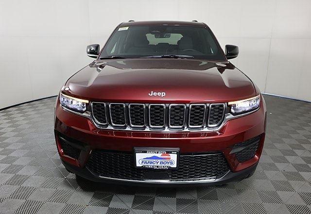 2025 Jeep Grand Cherokee GRAND CHEROKEE LAREDO 4X4 2025 Jeep Grand Cherokee GRAND CHEROKEE LAREDO 4X4