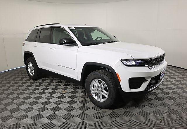 2025 Jeep Grand Cherokee GRAND CHEROKEE LAREDO 4X4 2025 Jeep Grand Cherokee GRAND CHEROKEE LAREDO 4X4