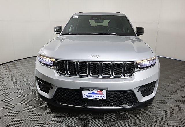 2025 Jeep Grand Cherokee GRAND CHEROKEE LAREDO 4X4 2025 Jeep Grand Cherokee GRAND CHEROKEE LAREDO 4X4