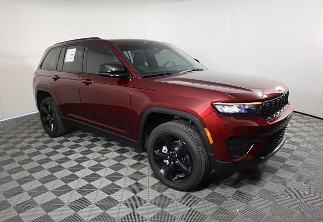 2025 Jeep Grand Cherokee GRAND CHEROKEE ALTITUDE X 4X4