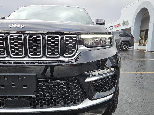 2025 Jeep Grand Cherokee GRAND CHEROKEE SUMMIT RESERVE 4X4