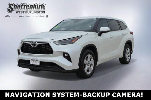 2022 Toyota Highlander LE
