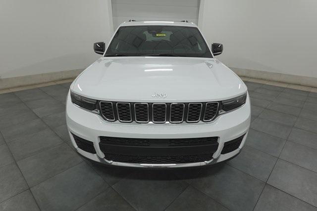 2025 Jeep Grand Cherokee GRAND CHEROKEE L LAREDO X 4X4