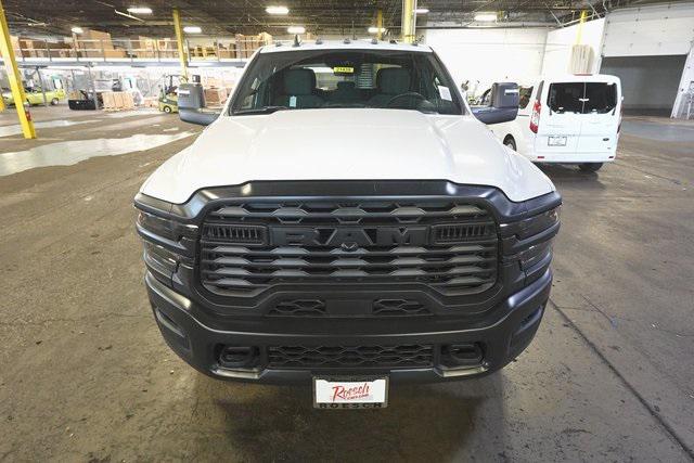 2025 RAM Ram 3500 Chassis Cab RAM 3500 TRADESMAN CREW CAB CHASSIS 4X4 60 CA