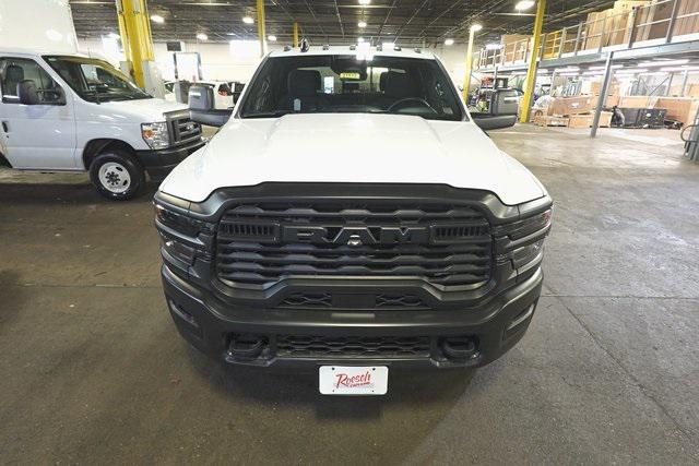 2026 RAM Ram 3500 Chassis Cab RAM 3500 TRADESMAN CREW CAB CHASSIS 4X4 60 CA