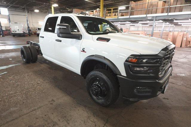 2026 RAM Ram 3500 Chassis Cab RAM 3500 TRADESMAN CREW CAB CHASSIS 4X4 60 CA