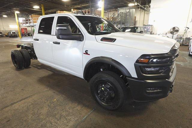 2026 RAM Ram 3500 Chassis Cab RAM 3500 TRADESMAN CREW CAB CHASSIS 4X4 60 CA