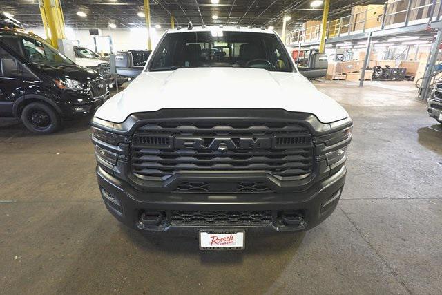 2026 RAM Ram 3500 Chassis Cab RAM 3500 TRADESMAN CREW CAB CHASSIS 4X4 60 CA