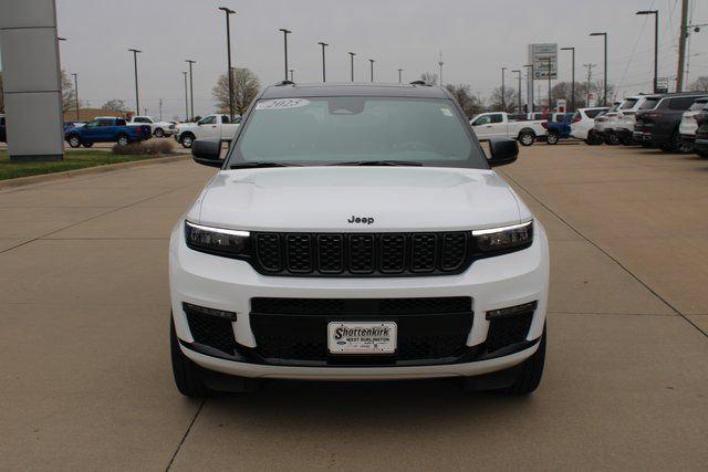 2025 Jeep Grand Cherokee GRAND CHEROKEE L SUMMIT RESERVE 4X4