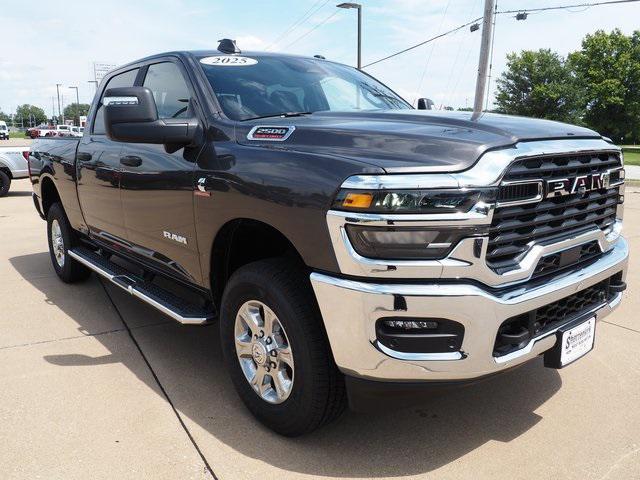 2025 RAM Ram 2500 RAM 2500 BIG HORN CREW CAB 4X4 64 BOX 2025 RAM Ram 2500 RAM 2500 BIG HORN CREW CAB 4X4 64 BOX