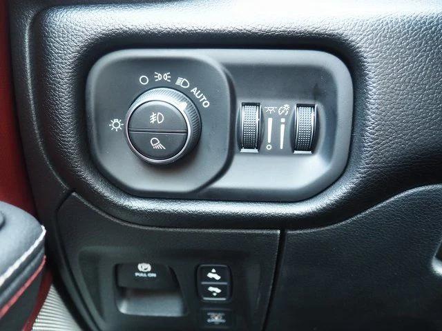 2026 Ram 1500 Rebel Crew Cab 4x4 5'7" Box