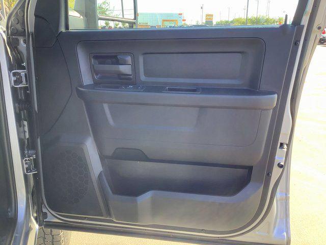 2023 Ram 3500 Tradesman Crew Cab 4x4 8' Box