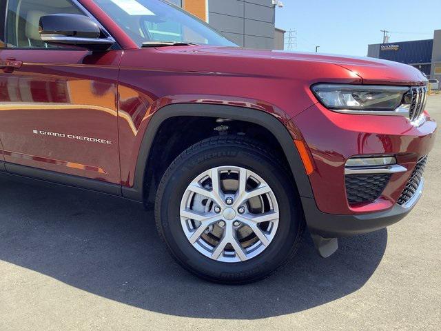 2022 Jeep Grand Cherokee Limited 4x4 2022 Jeep Grand Cherokee Limited 4x4