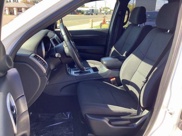 2018 Jeep Grand Cherokee Laredo 4x2