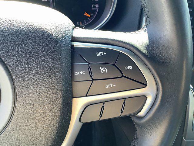 2018 Jeep Grand Cherokee Laredo 4x2