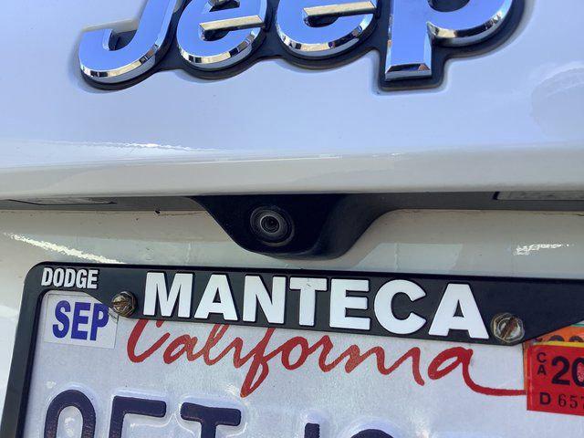 2018 Jeep Grand Cherokee Laredo 4x2