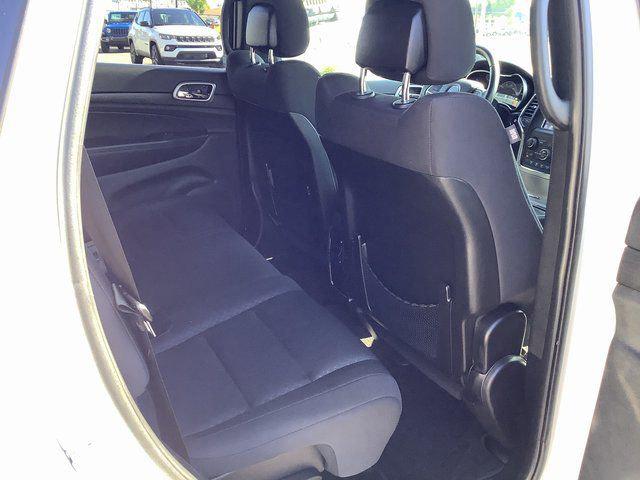 2018 Jeep Grand Cherokee Laredo 4x2