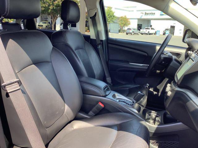 2018 Dodge Journey Crossroad