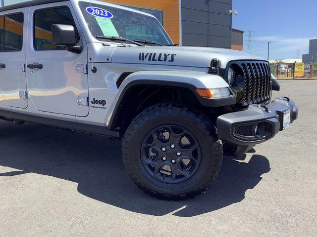2023 Jeep Gladiator Willys 4x4 2023 Jeep Gladiator Willys 4x4
