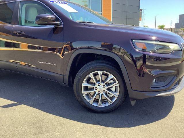 2021 Jeep Cherokee Latitude Lux 4X4 2021 Jeep Cherokee Latitude Lux 4X4