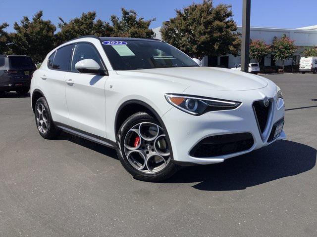 2022 Alfa Romeo Stelvio Ti AWD