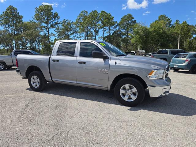 2023 RAM 1500 Classic Tradesman Crew Cab 4x4 57 Box 2023 RAM 1500 Classic Tradesman Crew Cab 4x4 57 Box
