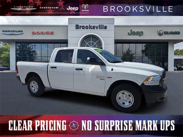 2024 RAM 1500 Classic Tradesman Crew Cab 4x4 57 Box