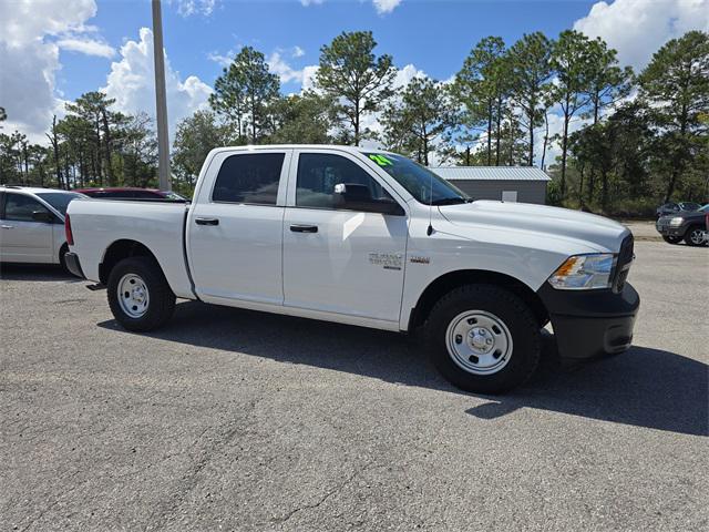 2024 RAM 1500 Classic Tradesman Crew Cab 4x4 57 Box