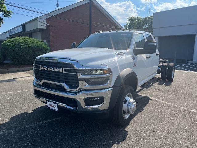 2025 RAM Ram 5500 Chassis Cab RAM 5500 TRADESMAN CHASSIS CREW CAB 4X4 84 CA