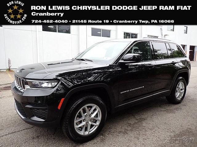 2025 Jeep Grand Cherokee GRAND CHEROKEE LAREDO X 4X4