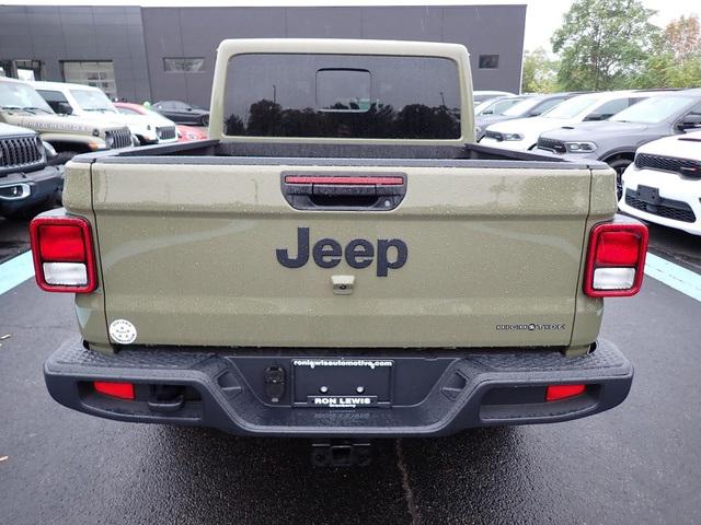 2025 Jeep Gladiator GLADIATOR HIGH TIDE 4X4