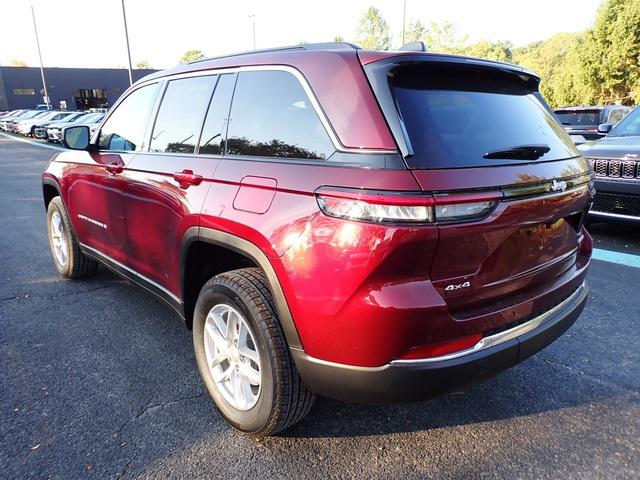 2025 Jeep Grand Cherokee GRAND CHEROKEE LAREDO X 4X4