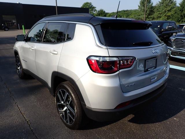 2025 Jeep Compass COMPASS LIMITED 4X4