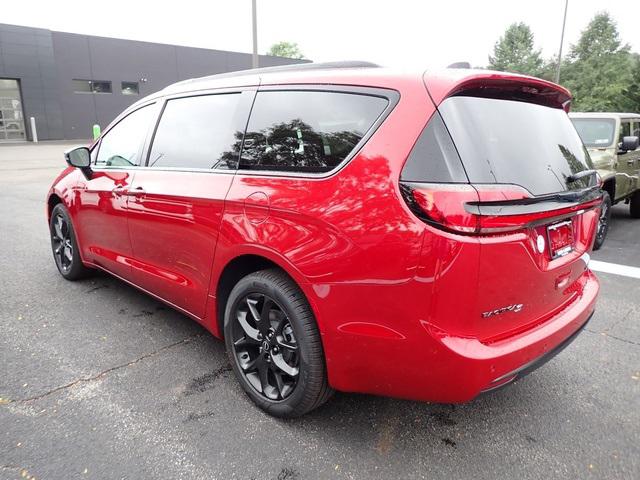 2026 Chrysler Pacifica PACIFICA LIMITED AWD