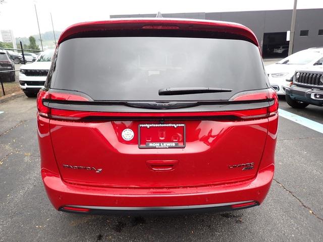 2026 Chrysler Pacifica PACIFICA LIMITED AWD