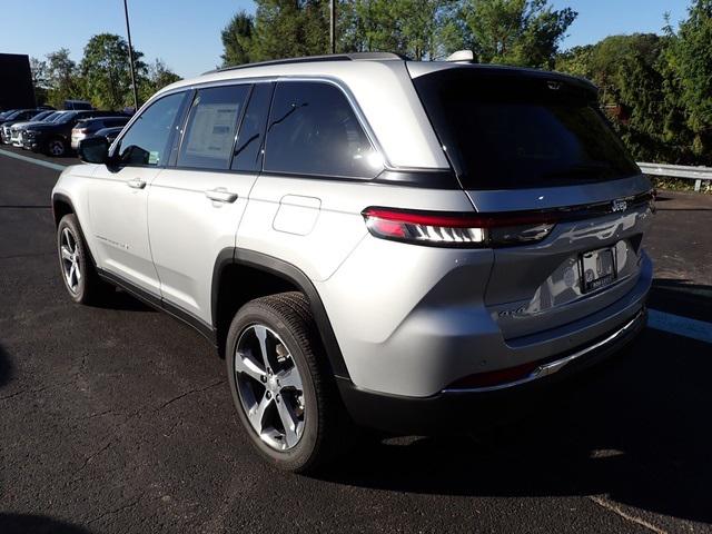 2025 Jeep Grand Cherokee GRAND CHEROKEE LIMITED 4X4 2025 Jeep Grand Cherokee GRAND CHEROKEE LIMITED 4X4