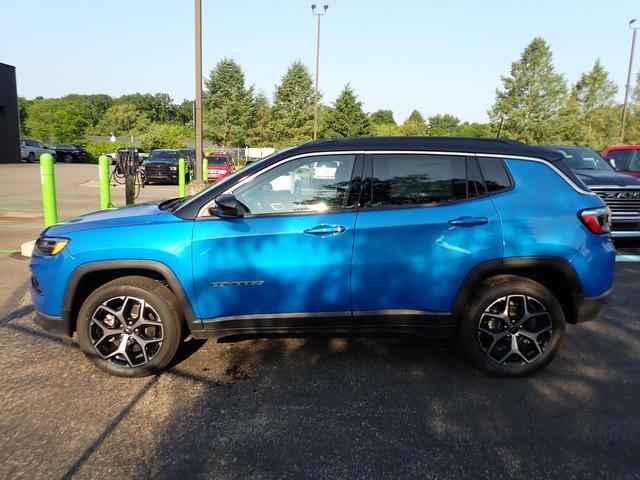 2025 Jeep Compass COMPASS LIMITED 4X4