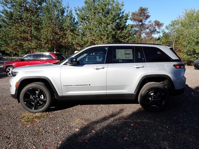 2025 Jeep Grand Cherokee GRAND CHEROKEE ALTITUDE X 4X4 2025 Jeep Grand Cherokee GRAND CHEROKEE ALTITUDE X 4X4