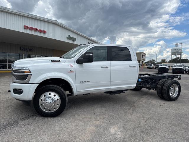 2025 RAM Ram 5500 Chassis Cab RAM 5500 BIG HORN CHASSIS CREW CAB 4X4 60 CA