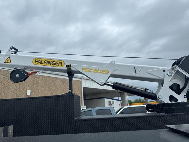 2024 RAM Ram 5500 Chassis Cab RAM 5500 TRADESMAN CHASSIS CREW CAB 4X4 84 CA 2024 RAM Ram 5500 Chassis Cab RAM 5500 TRADESMAN CHASSIS CREW CAB 4X4 84 CA