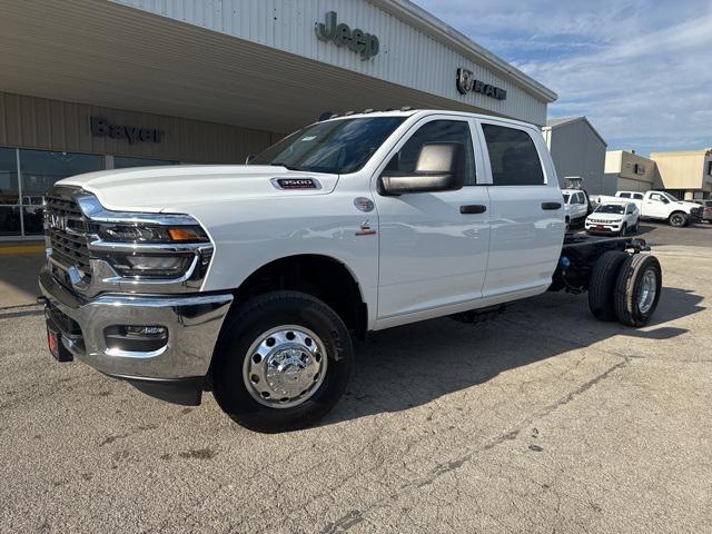 2026 RAM Ram 3500 Chassis Cab RAM 3500 TRADESMAN CREW CAB CHASSIS 4X4 60 CA 2026 RAM Ram 3500 Chassis Cab RAM 3500 TRADESMAN CREW CAB CHASSIS 4X4 60 CA