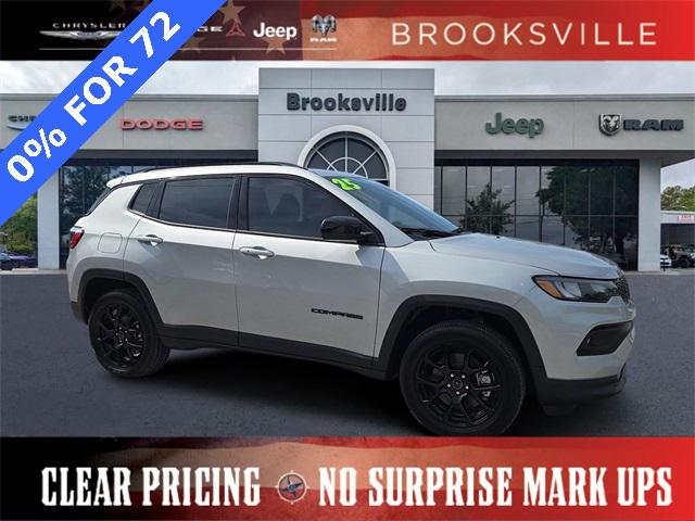 2025 Jeep Compass COMPASS LATITUDE 4X4