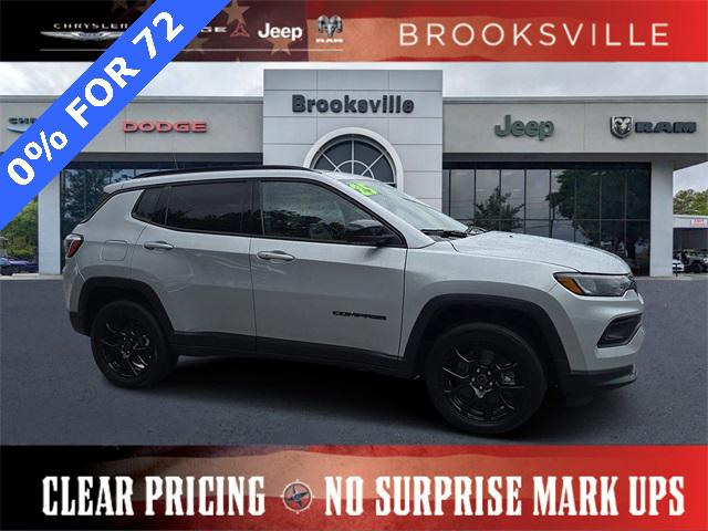 2025 Jeep Compass COMPASS LATITUDE 4X4