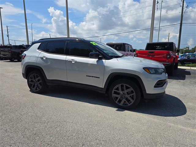 2025 Jeep Compass COMPASS LIMITED 4X4