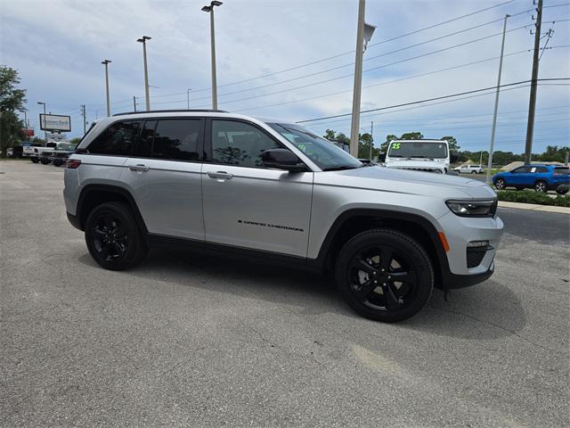 2025 Jeep Grand Cherokee GRAND CHEROKEE LIMITED 4X2