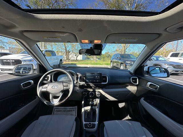 2024 Hyundai Venue SEL 2024 Hyundai Venue SEL