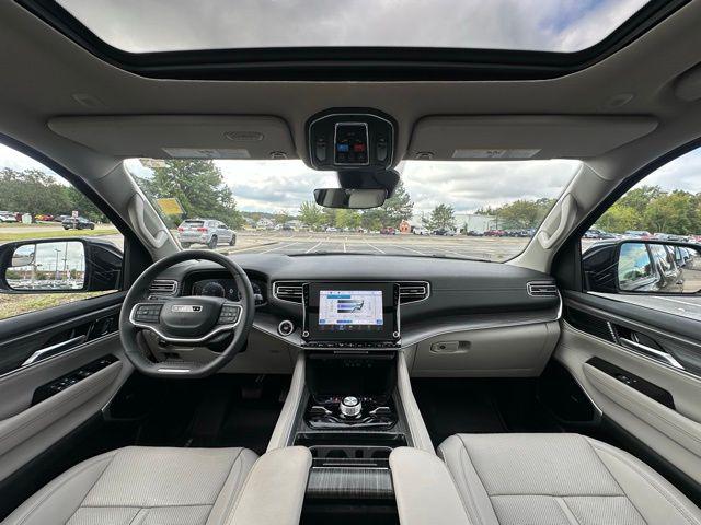 2024 Wagoneer Wagoneer L Series III 4x4 2024 Wagoneer Wagoneer L Series III 4x4