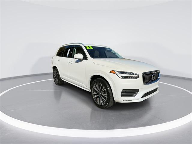 2022 Volvo XC90 T5 Momentum 7 Passenger